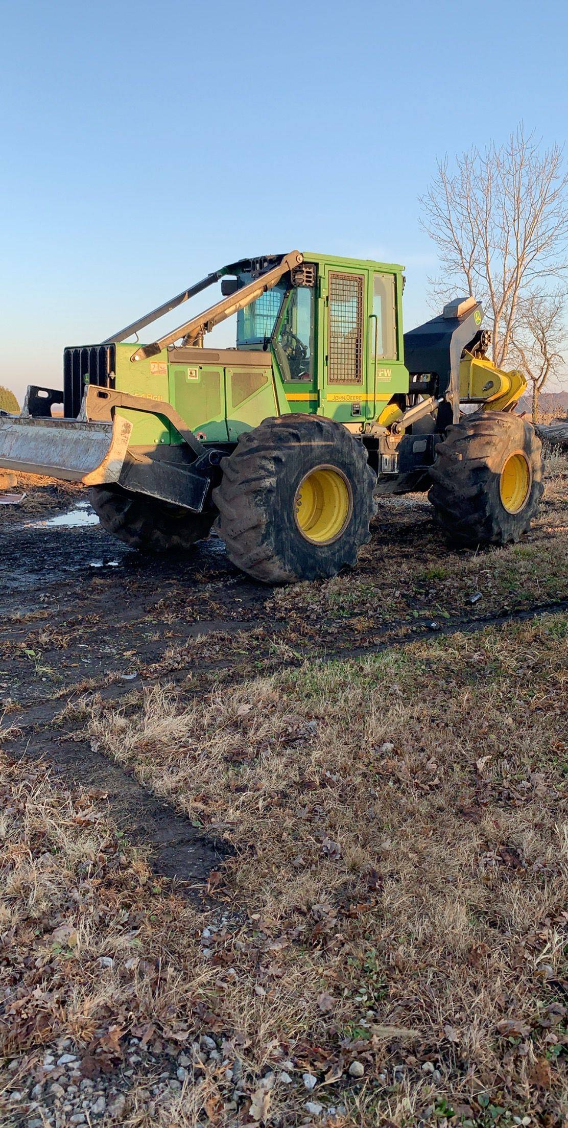 Money wired Wednesday afternoon, machine delivered Friday morning!