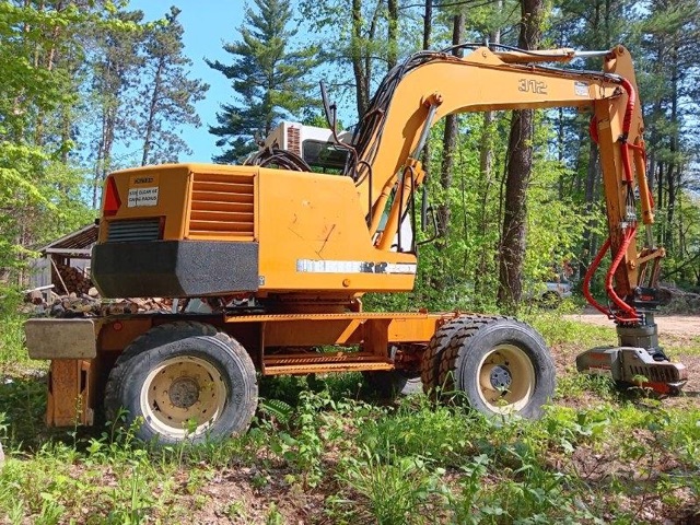 Liebherr A312 With Ryans head