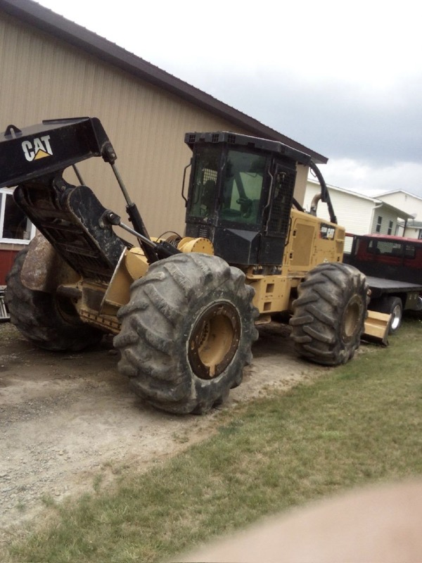 2015 Caterpillar 525D Grapple Skidder