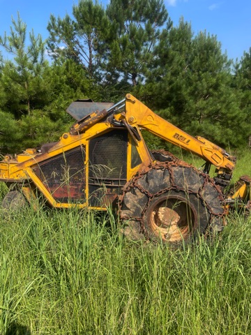 Bell Super T Feller Buncher